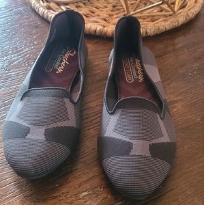 Skechers Cleo 2.0 size 8.5 flats
